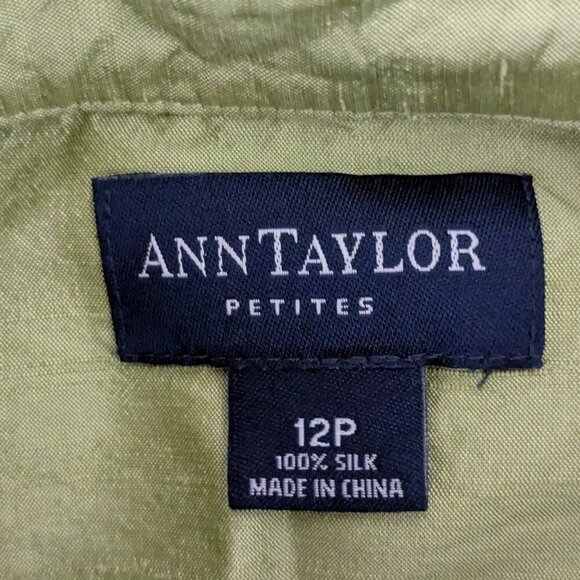 ANN TAYLOR Lime Green 100% Silk Short Slim Fit Button Blouse Top; Size 12P - Picture 3 of 4